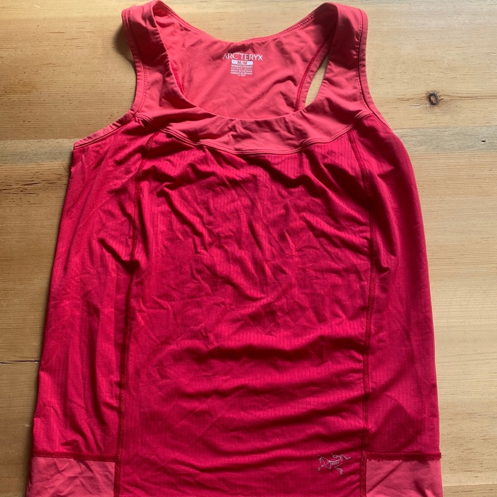 Arcteryx tank